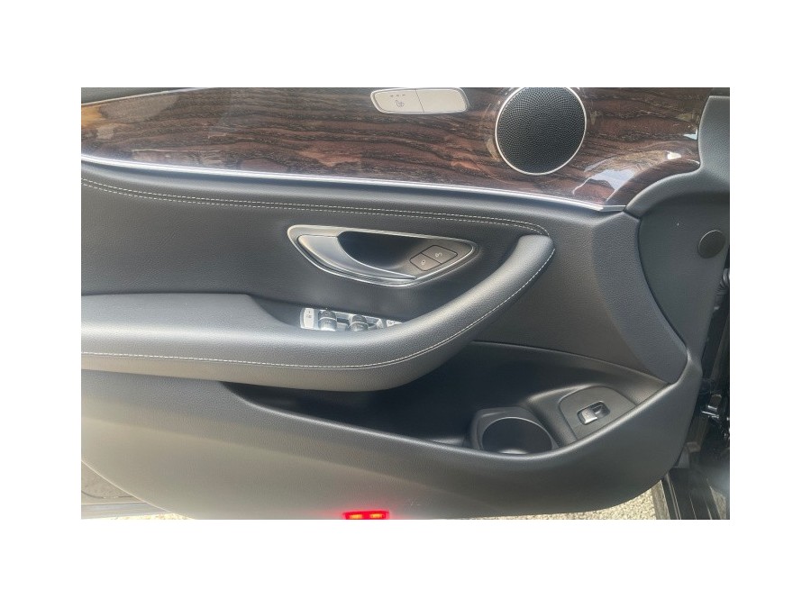 MERCEDES d'occasion CLASSE E V E300 DE AMG LINE BA de 2022 Paris 15