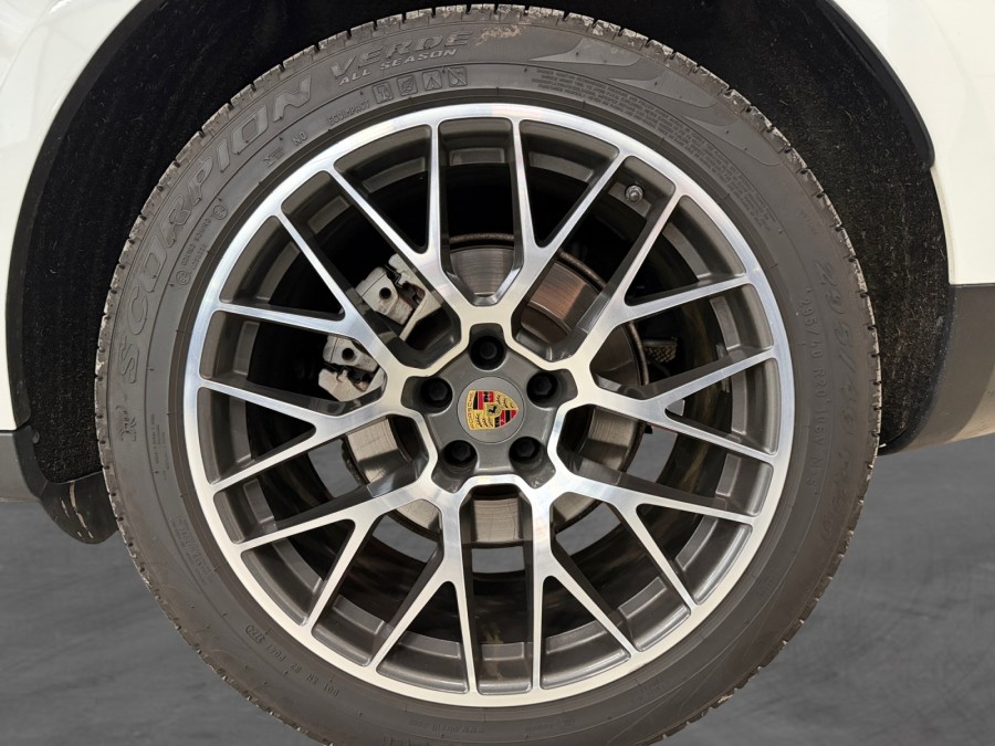 PORSCHE d'occasion MACAN 3.0D 258 S de 2014 Andrezieux (42)﻿