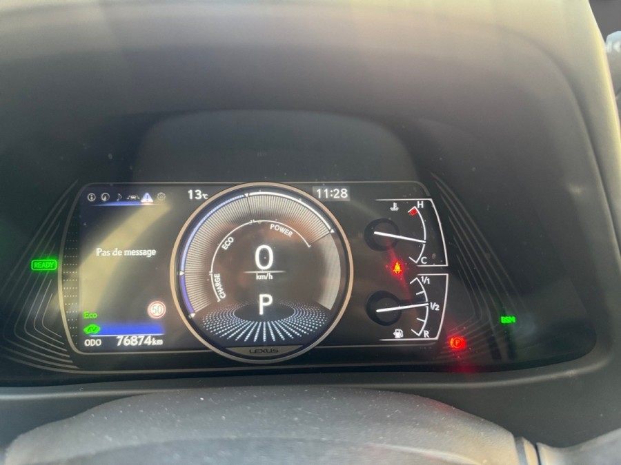 LEXUS d'occasion UX 250H 4WD PACK de 2019 Paris 15 (75)﻿