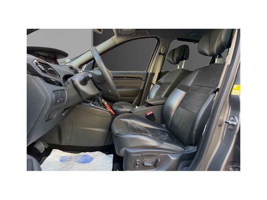 RENAULT d'occasion SCENIC 1.5 DCI 110 DYNAMIQUE EDC BOSE de 2012 Le