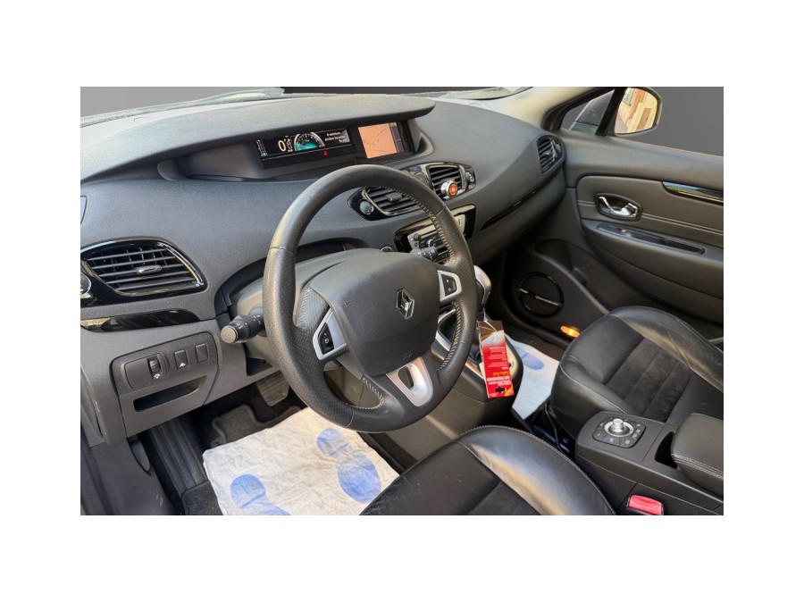 RENAULT d'occasion SCENIC 1.5 DCI 110 DYNAMIQUE EDC BOSE de 2012 Le