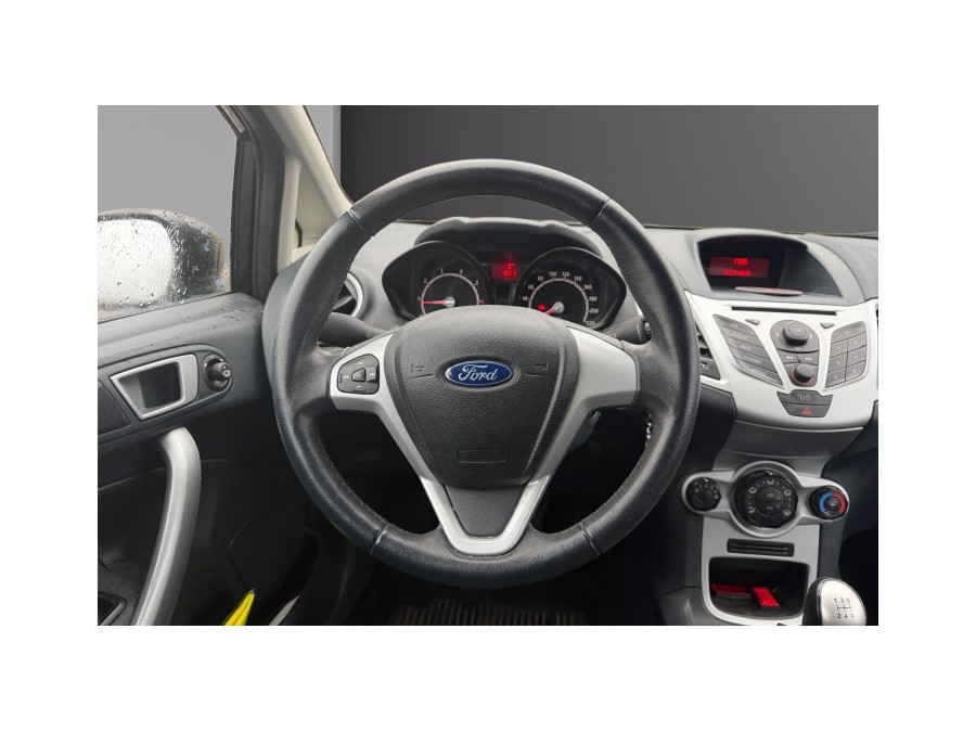 FORD d'occasion FIESTA FIESTA de 2011 Vernon (27)﻿