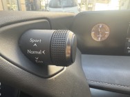 LEXUS d'occasion UX 250H 4WD PACK de 2019 Paris 15 (75)﻿