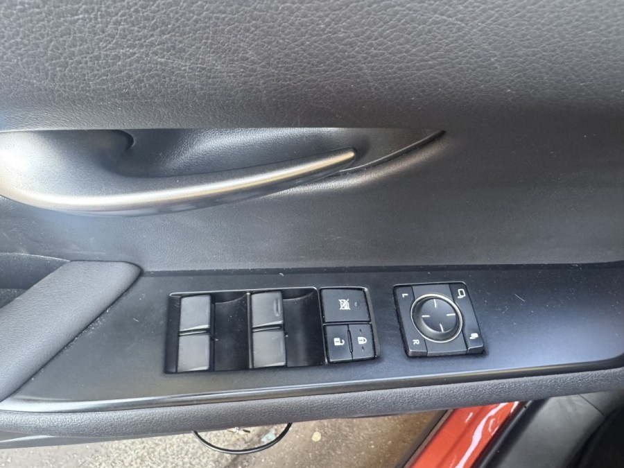 LEXUS d'occasion UX 250H 4WD PACK de 2019 Paris 15 (75)﻿