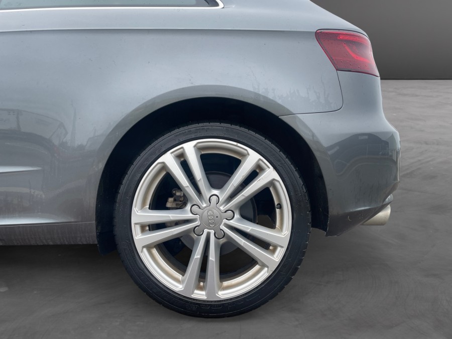 AUDI d'occasion A3 2.0 TDI 150 ch S LINE de 2016 Royan (17)﻿