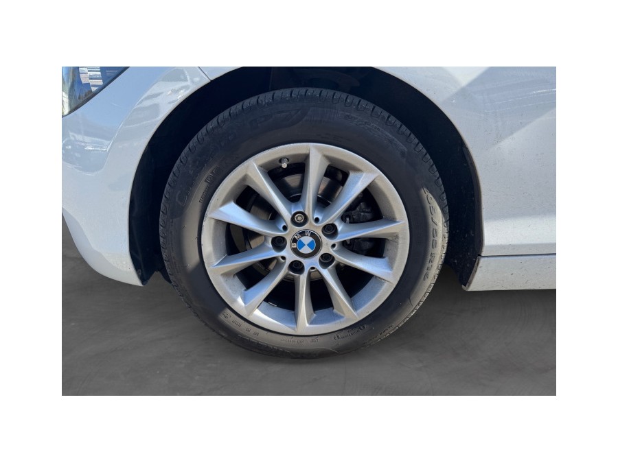 BMW d'occasion SERIE 1 114D LOUNGE de 2015 La Ciotat (13)﻿