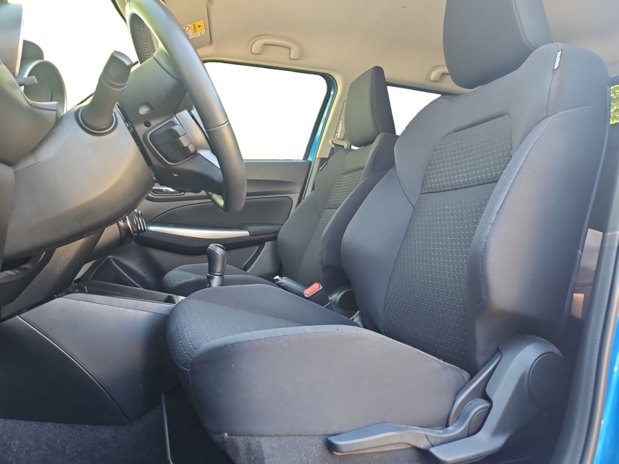 SUZUKI d'occasion SWIFT 1.2 DUALJET HYBRID PRIVILEGE PH2 de 2023