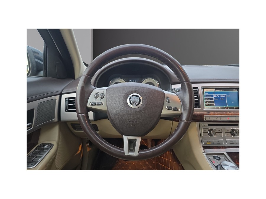 JAGUAR d'occasion XF 4.2 i V8 298 cv de 2008 Beauvais (60)﻿