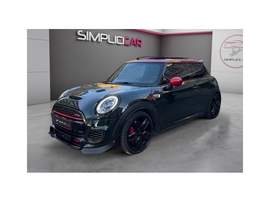 MINI d'occasion MINI JCW EXCLUSIVE DESIGN BA de 2016 Paris 17 (75)﻿