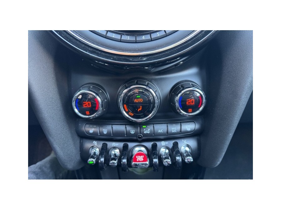 MINI d'occasion MINI JCW EXCLUSIVE DESIGN BA de 2016 Paris 17 (75)﻿