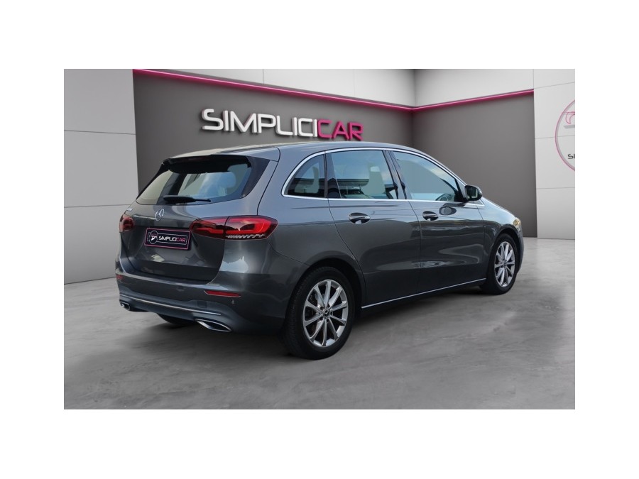 MERCEDES d'occasion CLASSE B MERCEDES CLASSE 180 PROGRESSIVE LINE