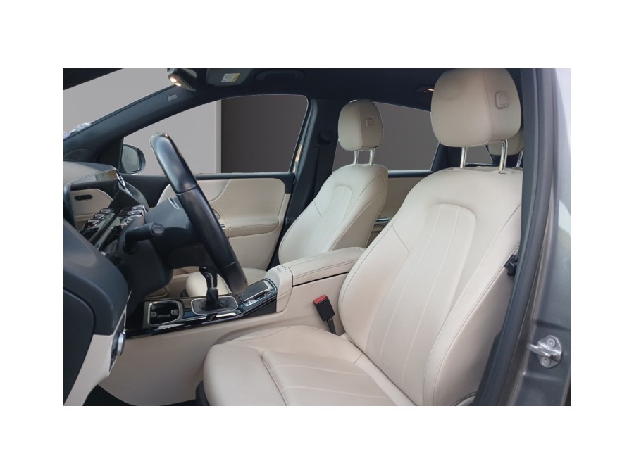 MERCEDES d'occasion CLASSE B MERCEDES CLASSE 180 PROGRESSIVE LINE