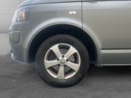 VOLKSWAGEN d'occasion TRANSPORTER T5 MULTIVAN California Beach 2.0