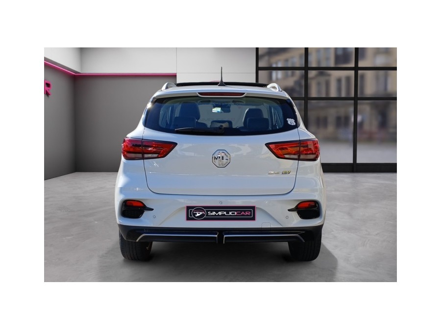 MG d'occasion ZS EV 156 LUXURY AUTONOMIE ETENDUE de 2023 La Ciotat