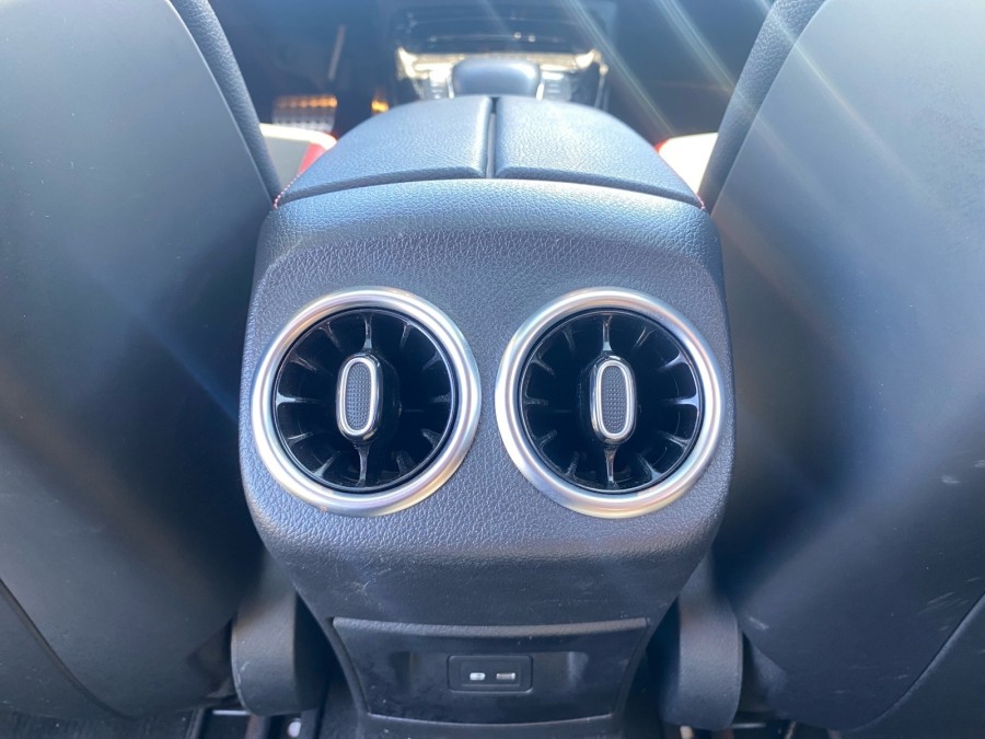 MERCEDES d'occasion CLASSE A AMG A 35 4MATIC LINE 7G-DCT de 2020