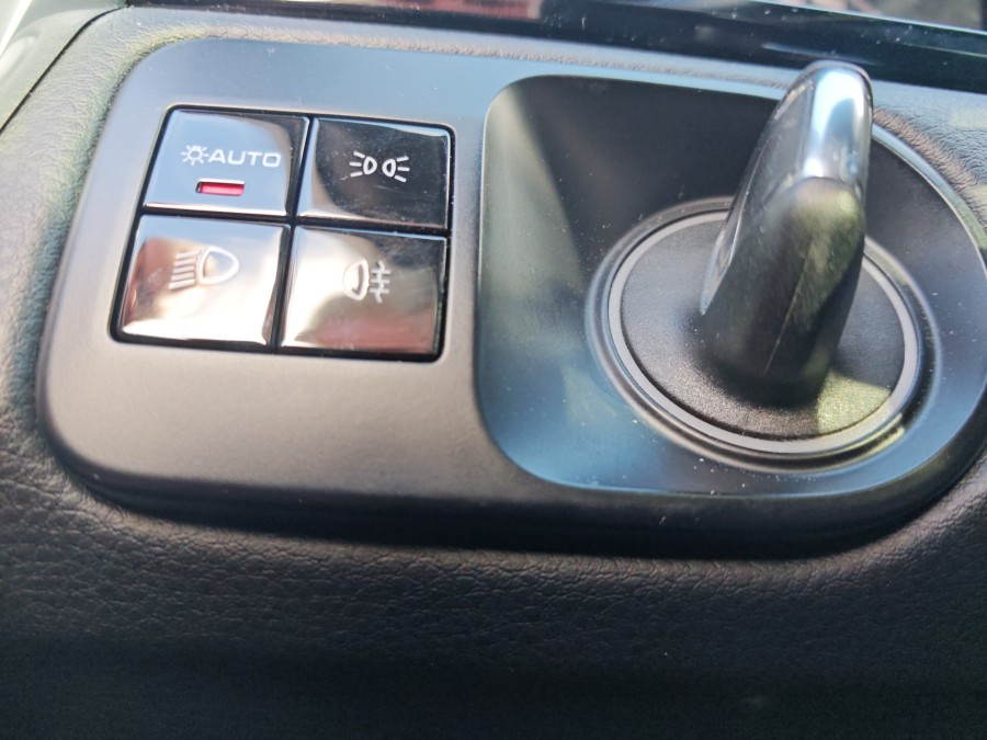 PORSCHE d'occasion CAYENNE 3.0 V6 E-HYBRID COUPE PLATINIUM EDITION de