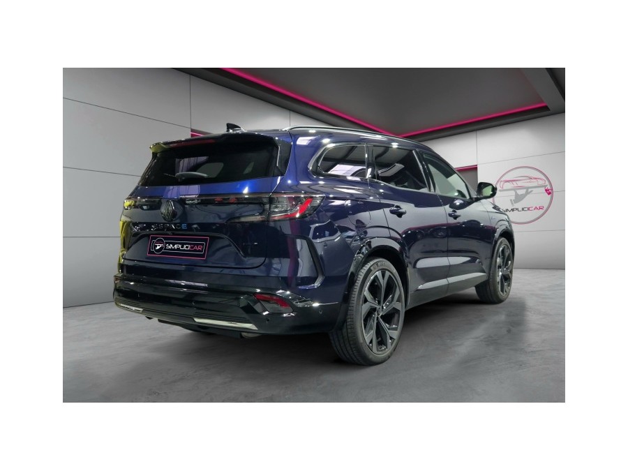 RENAULT d'occasion ESPACE 1.2 E-TECH 200 ESPRIT ALPINE de 2024 Lyon
