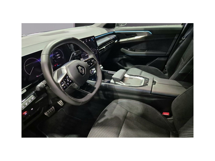 RENAULT d'occasion ESPACE 1.2 E-TECH 200 ESPRIT ALPINE de 2024 Lyon