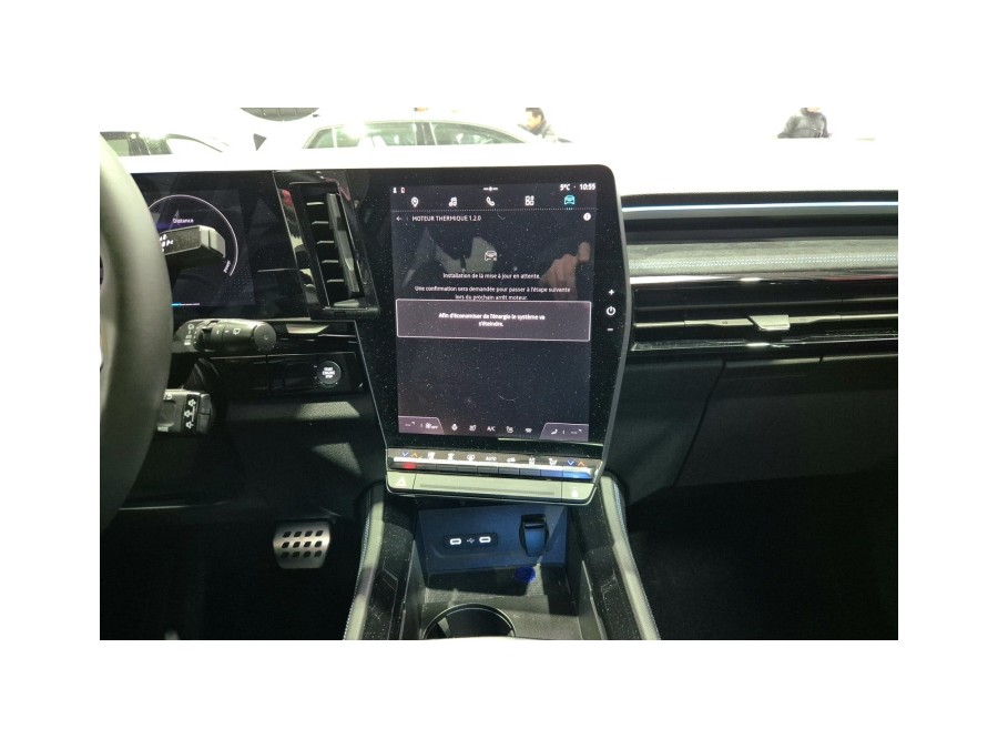 RENAULT d'occasion ESPACE 1.2 E-TECH 200 ESPRIT ALPINE de 2024 Lyon