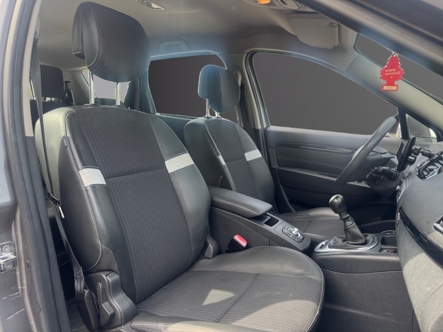 RENAULT d'occasion SCENIC GRAND 1.5 DCI 110 LIFE 7P de 2012 Méry Sur