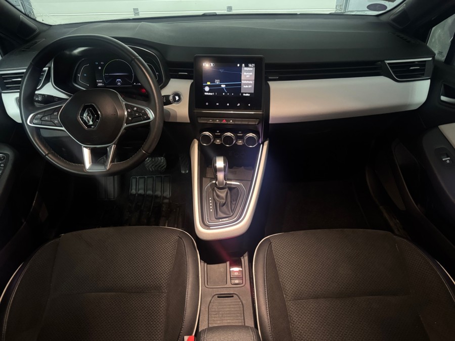 RENAULT d'occasion CLIO 1.6 E-TECH 140 LIMITED de 2021 Pau (64)﻿