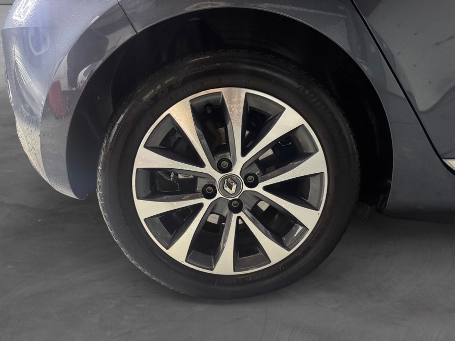 RENAULT d'occasion CLIO 1.6 E-TECH 140 LIMITED de 2021 Pau (64)﻿