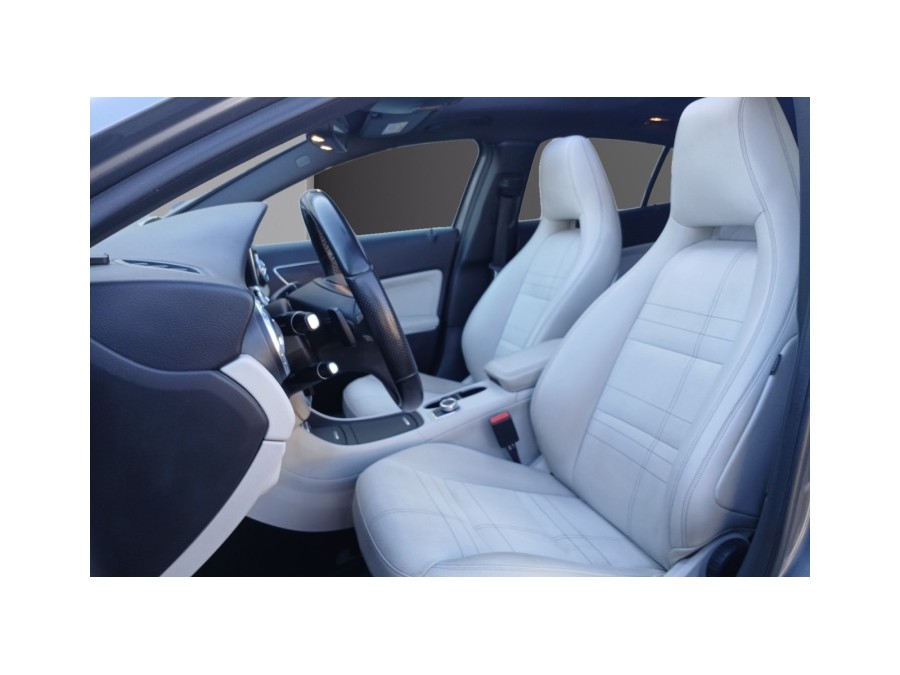 MERCEDES d'occasion CLASSE GLA GLA 220 CDI BUSINESS EXECUTIVE 4MATIC