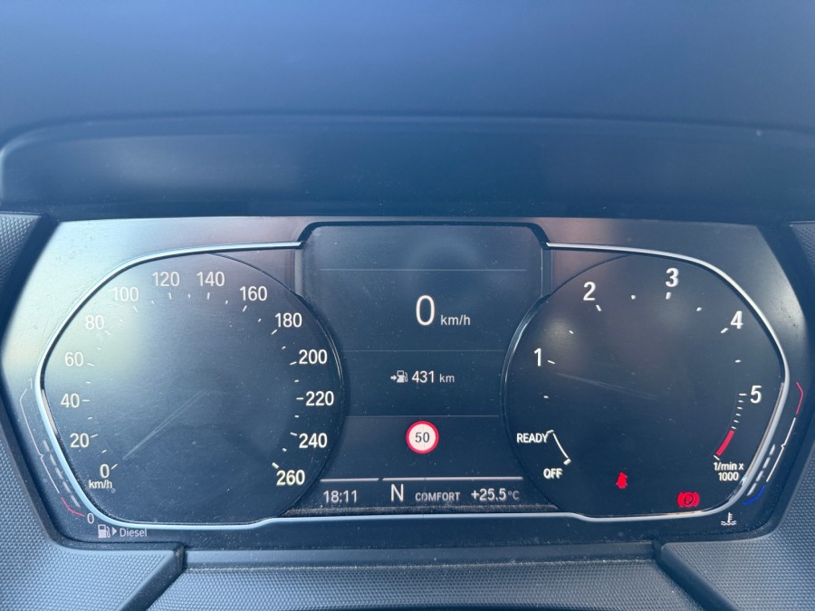 BMW d'occasion SERIE 118D LOUNGE de 2020 Marignane (13)﻿