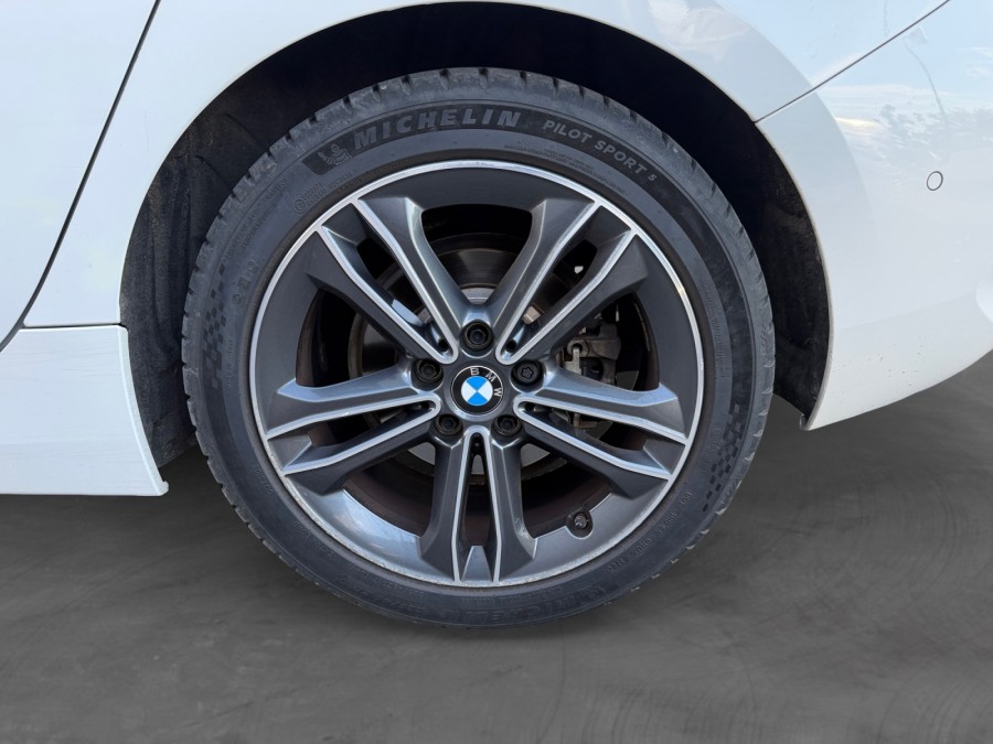 BMW d'occasion SERIE 118D LOUNGE de 2020 Marignane (13)﻿