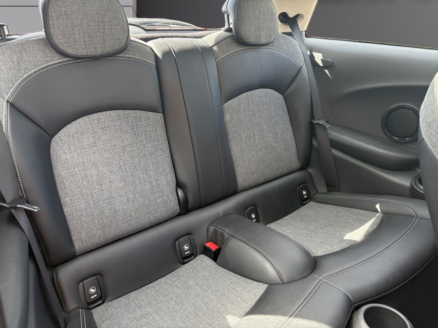 MINI d'occasion MINI ONE 102 BLACKFRIARS BA de 2018 Méry Sur Oise