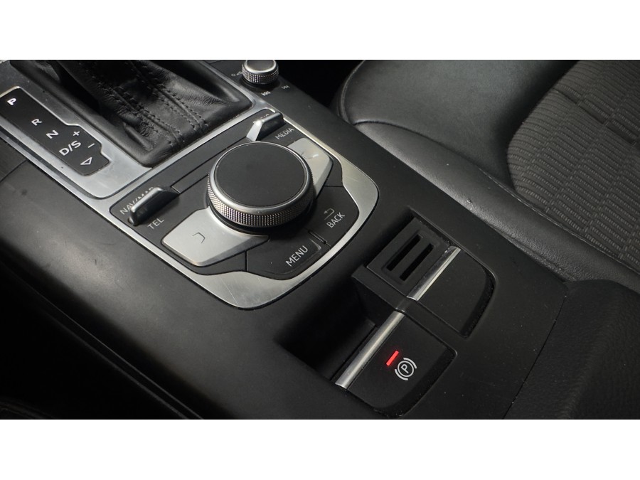 AUDI d'occasion A3 2.0 TDI 150 DESIGN S TRONIC de 2017 Bretigny Sur