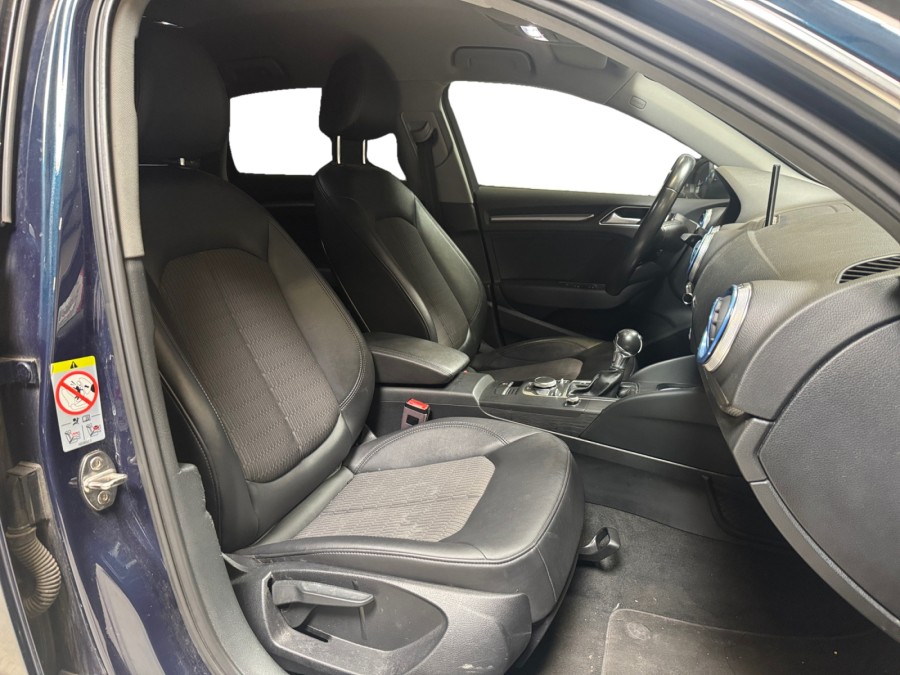 AUDI d'occasion A3 2.0 TDI 150 DESIGN S TRONIC de 2017 Bretigny Sur