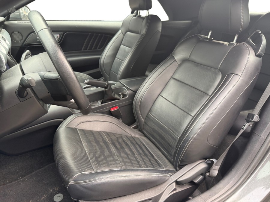 FORD d'occasion MUSTANG 2.3 ECOBOOST CONVERTIBLE de 2017 Les Sables