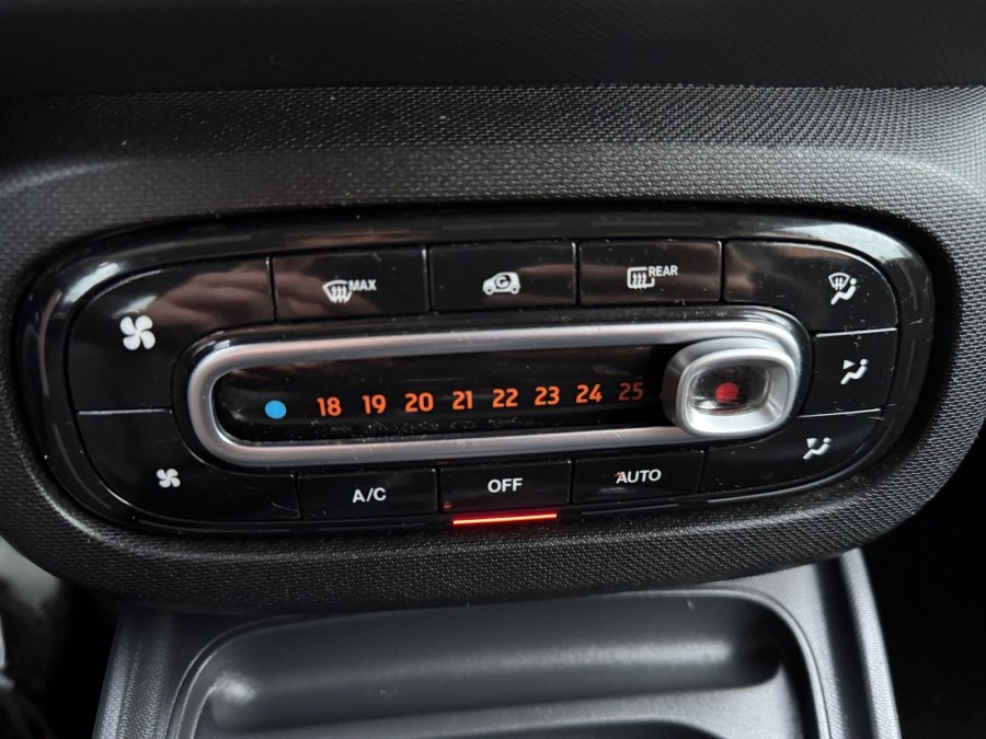 SMART d'occasion FORTWO ELECTRIC DRIVE PURE de 2019 Montreuil (93)﻿