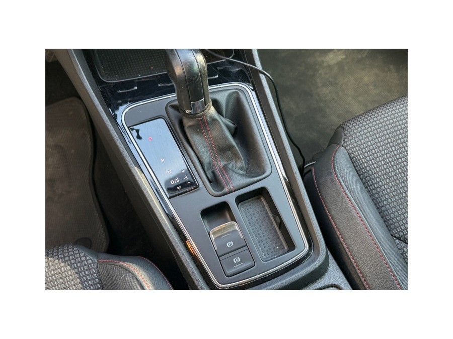 SEAT d'occasion LEON FR de 2019 La Ciotat (13)﻿