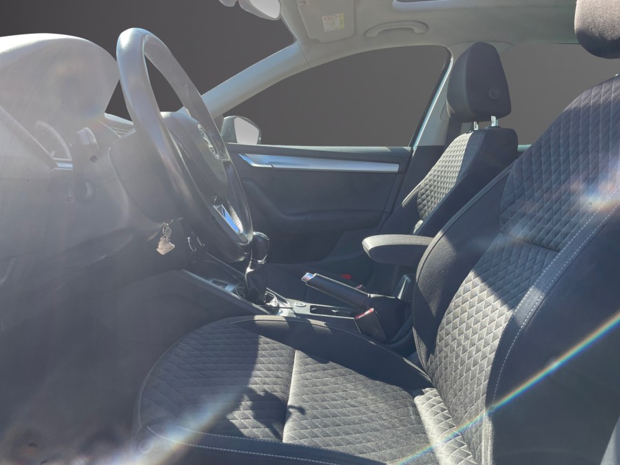 SKODA d'occasion OCTAVIA COMBI 2.0 TDI 150 Drive de 2018 Genevois