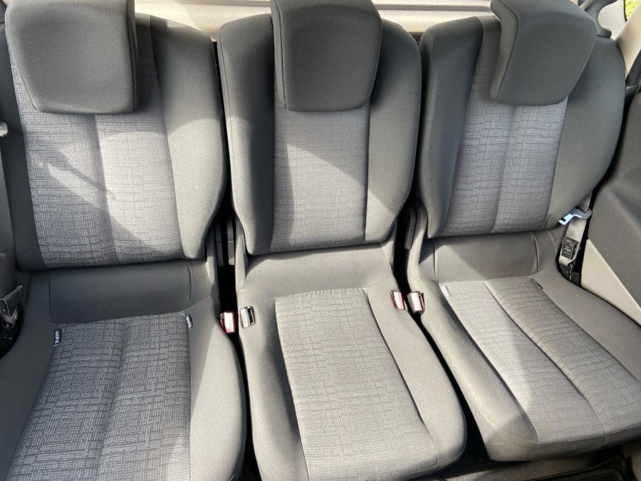 RENAULT d'occasion SCENIC EMOTION 1.6 16V de 2006 Brest (29)﻿