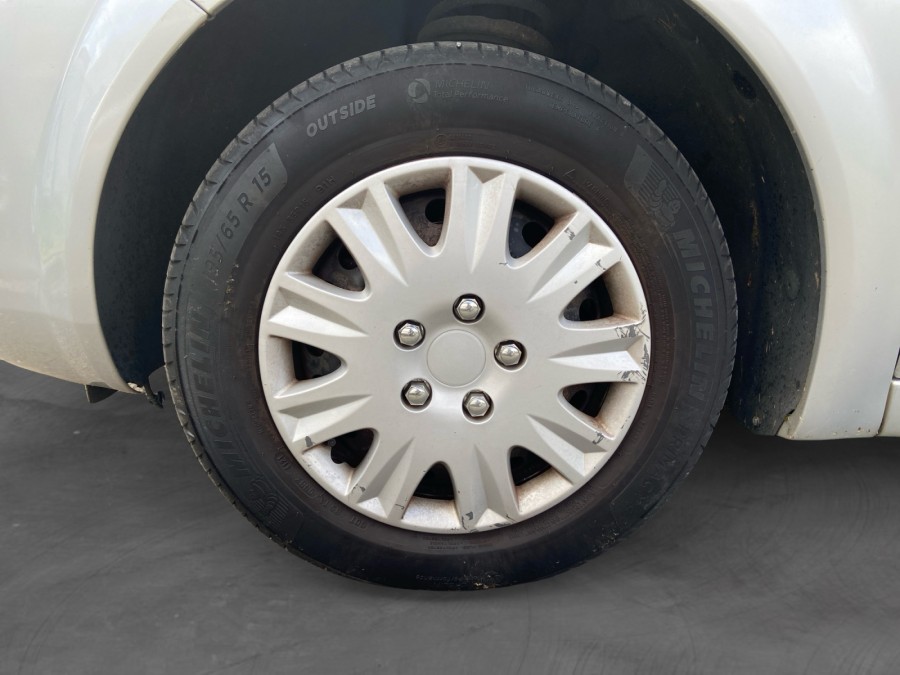 RENAULT d'occasion SCENIC EMOTION 1.6 16V de 2006 Brest (29)﻿