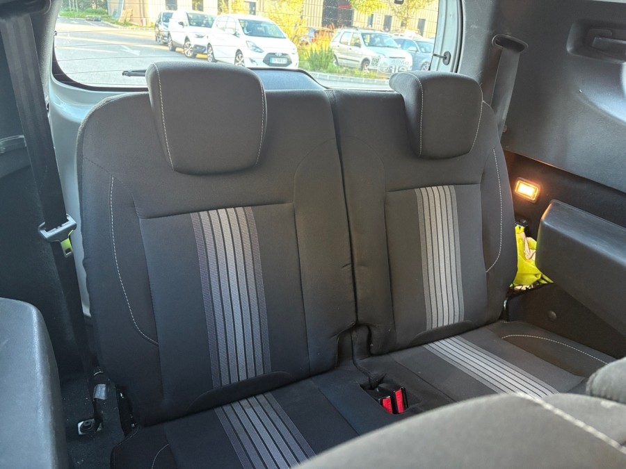 DACIA d'occasion LODGY 1.5 DCI 110 7P de 2019 Lyon Nord (69)﻿