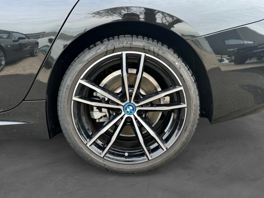 BMW d'occasion SERIE 3 TOURING 330E M PERFORMANCE XDBA de 2024 Coeur