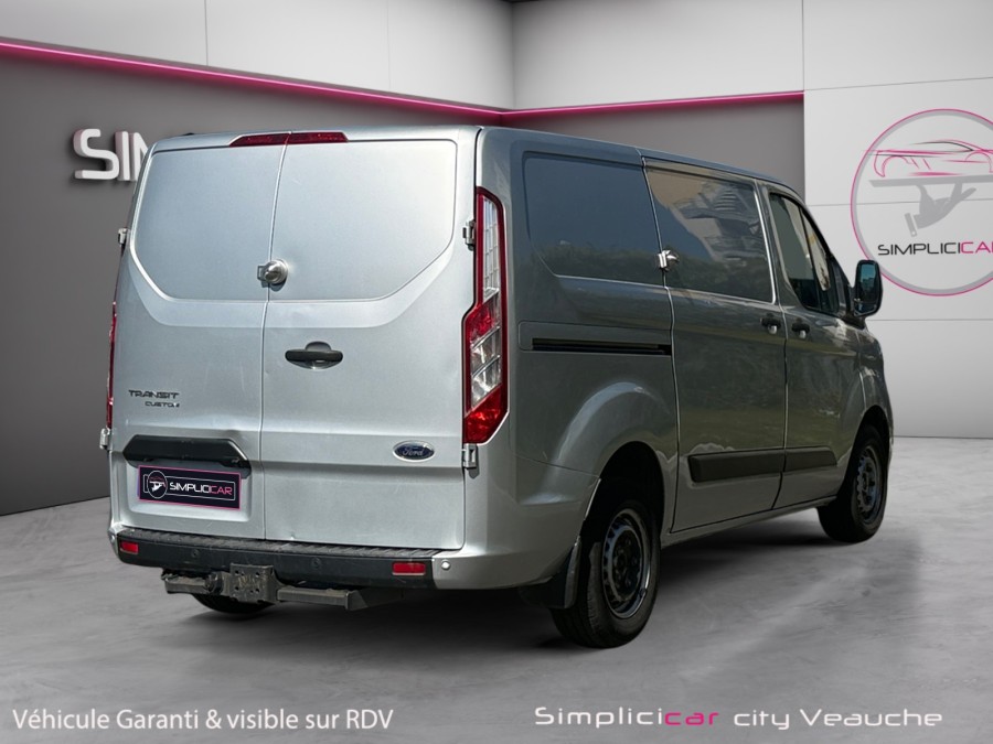 FORD d'occasion TRANSIT 280 L1H1 2.0 ECOBLUE 130 AMBIENTE de 2021