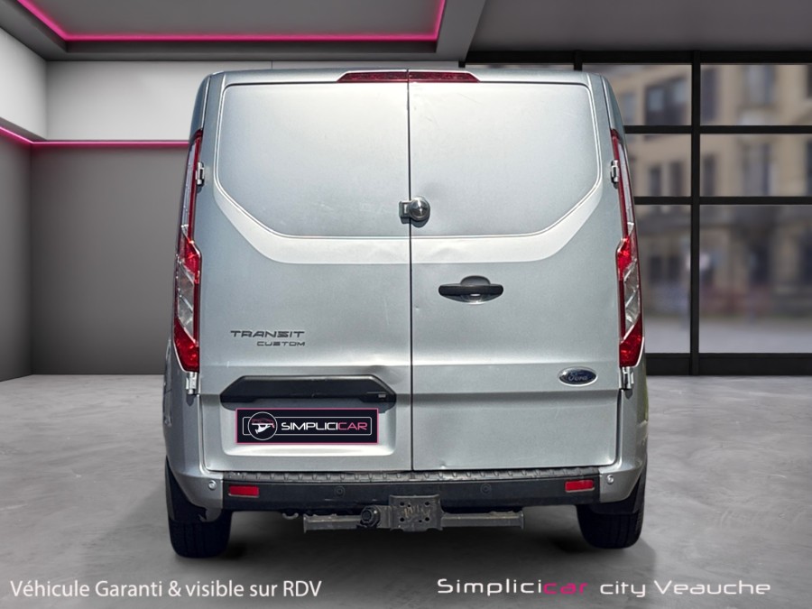 FORD d'occasion TRANSIT 280 L1H1 2.0 ECOBLUE 130 AMBIENTE de 2021