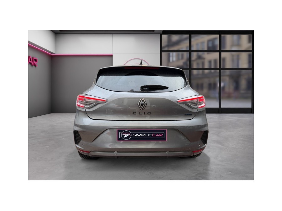 RENAULT d'occasion CLIO 1.6 E-TECH 145 ESPRIT ALPINE de 2023 Le