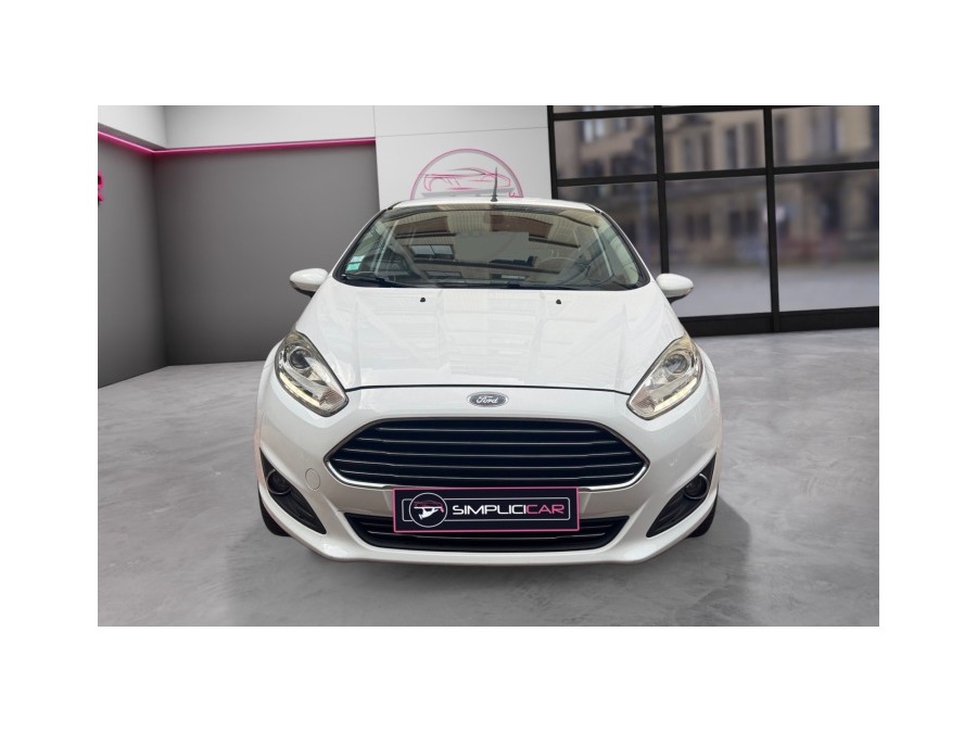 FORD d'occasion FIESTA 1500 TDCI 75 WHITE de 2015 Le Raincy (93)﻿