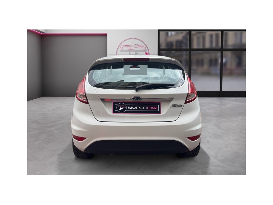 FORD d'occasion FIESTA 1500 TDCI 75 WHITE de 2015 Le Raincy (93)﻿