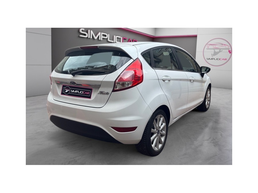 FORD d'occasion FIESTA 1500 TDCI 75 WHITE de 2015 Le Raincy (93)﻿
