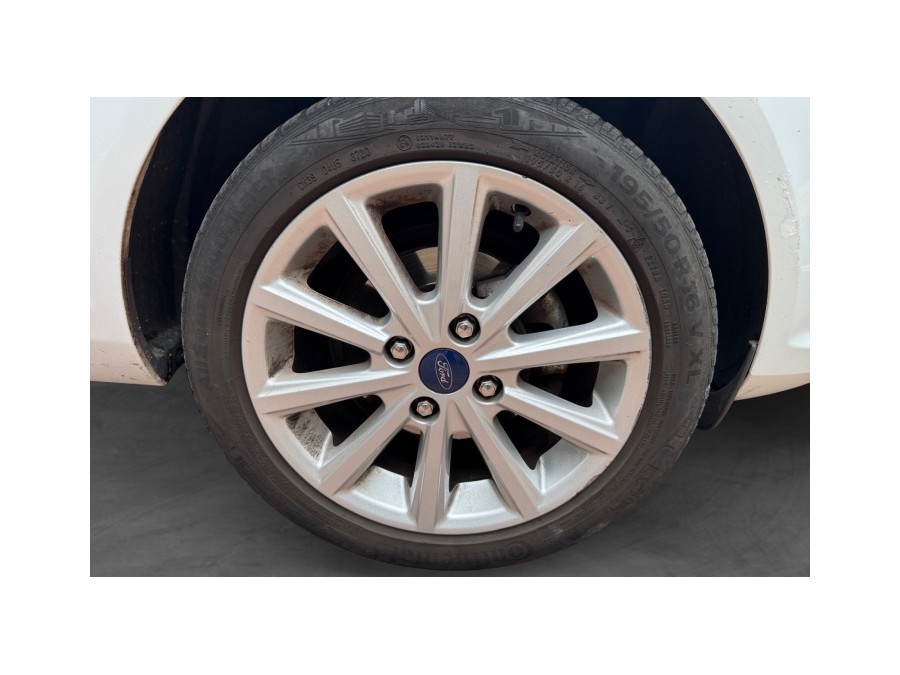 FORD d'occasion FIESTA 1500 TDCI 75 WHITE de 2015 Le Raincy (93)﻿