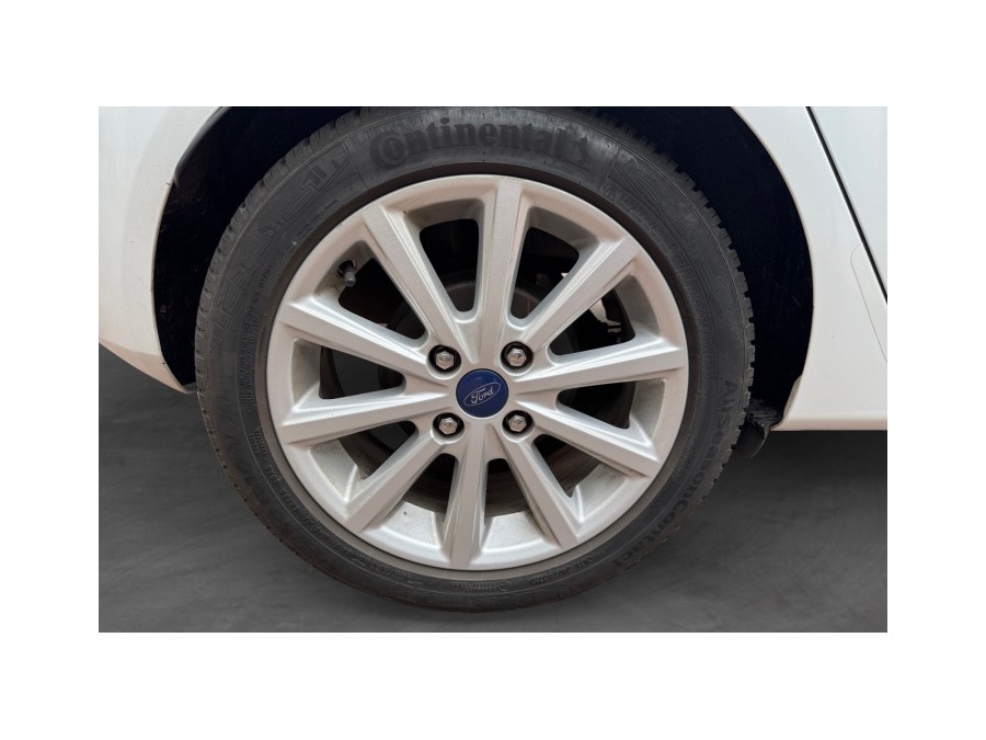 FORD d'occasion FIESTA 1500 TDCI 75 WHITE de 2015 Le Raincy (93)﻿