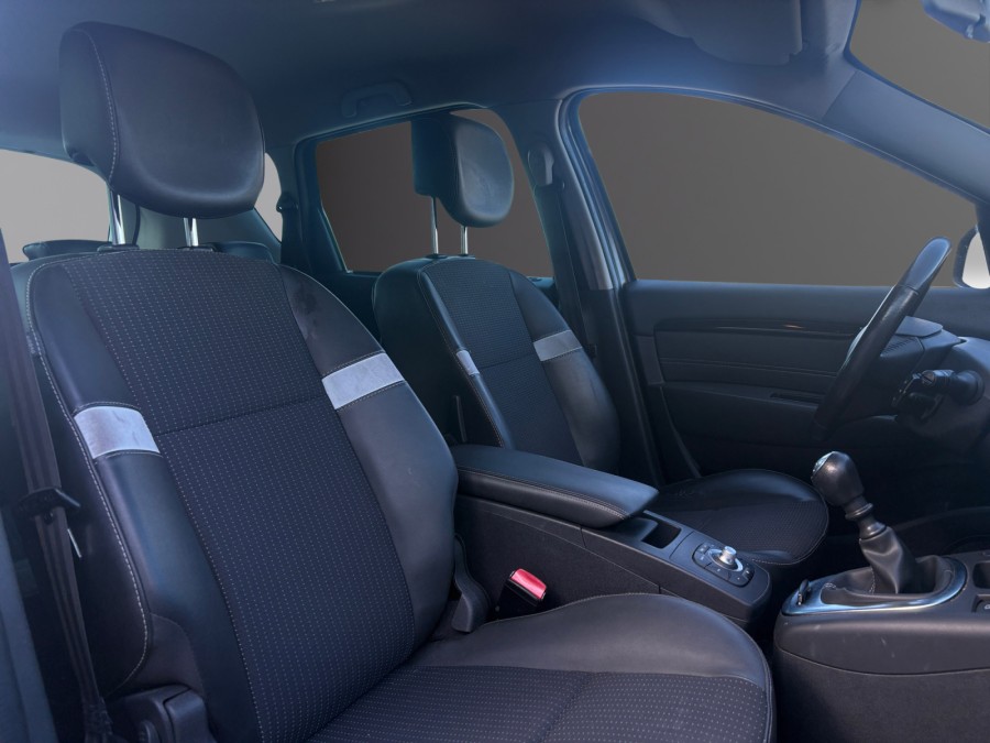 RENAULT d'occasion SCENIC 1.2 TCE 130 BUSINESS de 2016 Méry Sur Oise