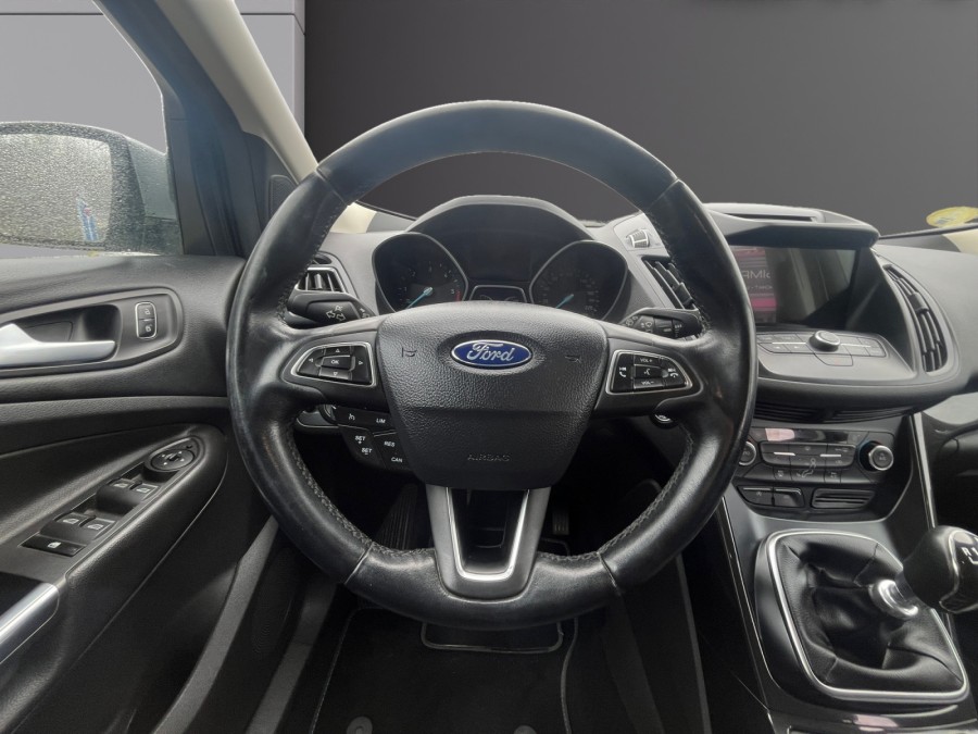 FORD d'occasion KUGA 2.0 TDCI 150 BUSINESS NAV de 2017 Brive La